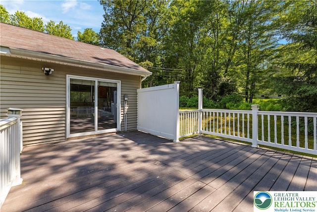 197 Broad Mountain View Dr, Penn Forest Twp, PA 18229 - view of wooden deck