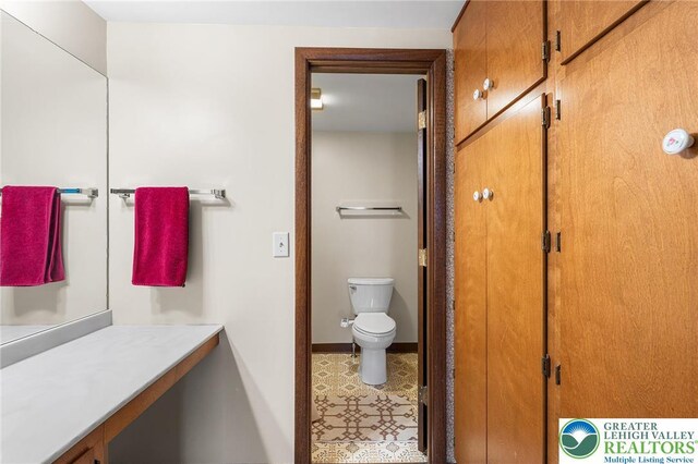 1411 Linden St, Bethlehem City, PA 18018 - bathroom with toilet and a closet