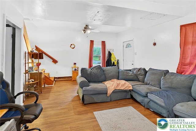 485 S Walnut St, Slatington Boro, PA 18080 - living room featuring light wood finished floors