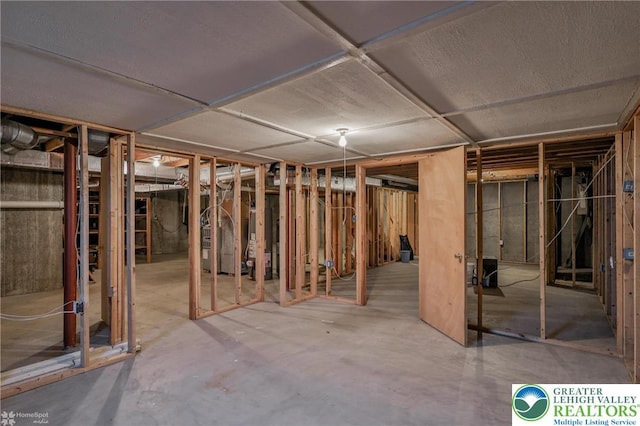 634 Country Club Rd, Easton, PA 18045 - unfinished below grade area featuring heating fuel