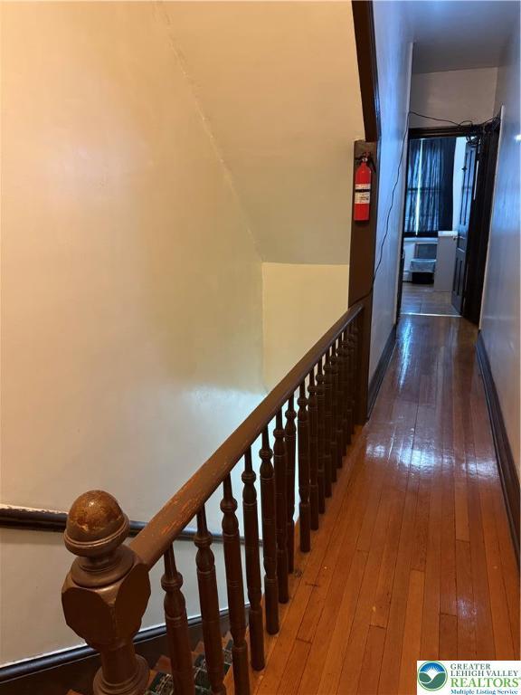 713 E 5th St, Bethlehem City, PA 18015 - hallway with wood-type flooring
