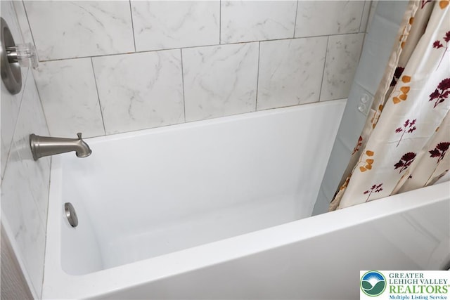 5242 3rd St, Whitehall Twp, PA 18052 - bathroom view