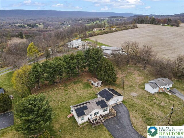 3954 Cedar Dr, Lehigh Twp, PA 18088 - drone / aerial view