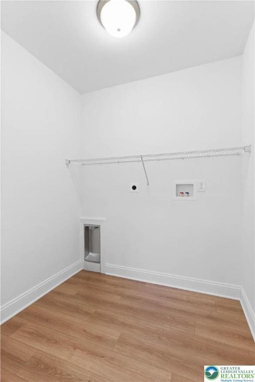 868 Veneto Ct, Forks Twp, PA 18040 - washroom featuring electric dryer hookup, washer hookup, and light wood-type flooring
