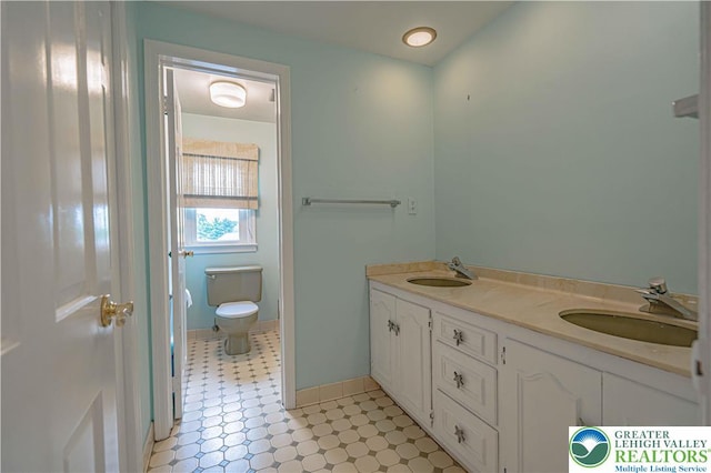 1265 Clearview Cir, Lower Macungie Twp, PA 18103 - full bathroom with toilet and double vanity