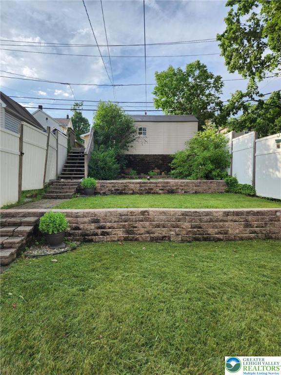 233 Lafayette Ave, Palmerton Boro, PA 18071 - view of yard featuring stairs