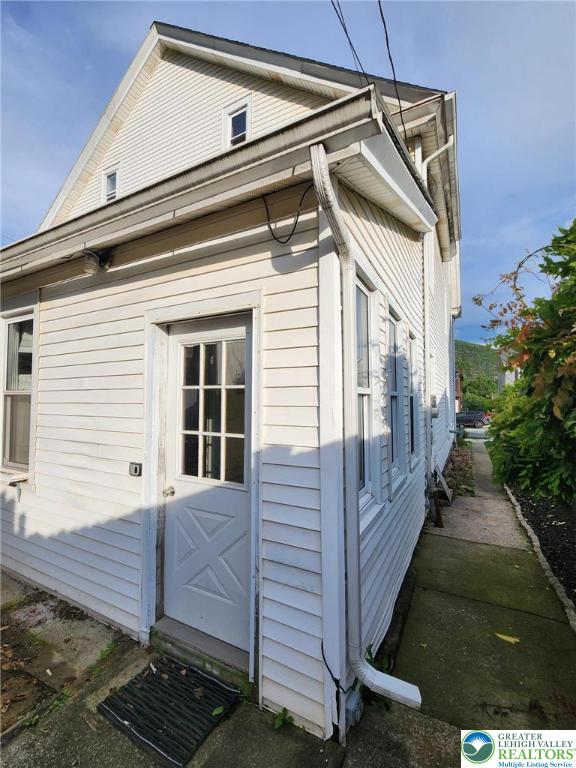 233 Lafayette Ave, Palmerton Boro, PA 18071 - view of home's exterior