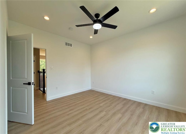 3631 Oak Ridge Dr, Washington Twp, PA 18080 - unfurnished room with light wood-style floors, ceiling fan, recessed lighting, and a smoke detector