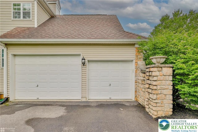 780 Ramblewood Dr, Forks Twp, PA 18040 - view of garage