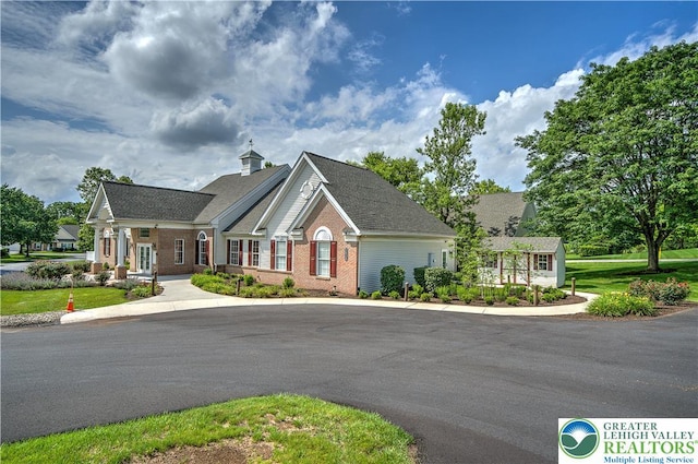 4693 Bluegrass Ln, Lower Macungie Twp, PA 18062 - view of front of house with brick siding