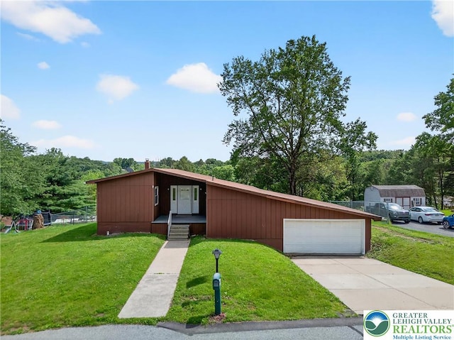 2228 Skyline, Washington Twp, PA 18080 - mid-century modern home featuring a detached garage