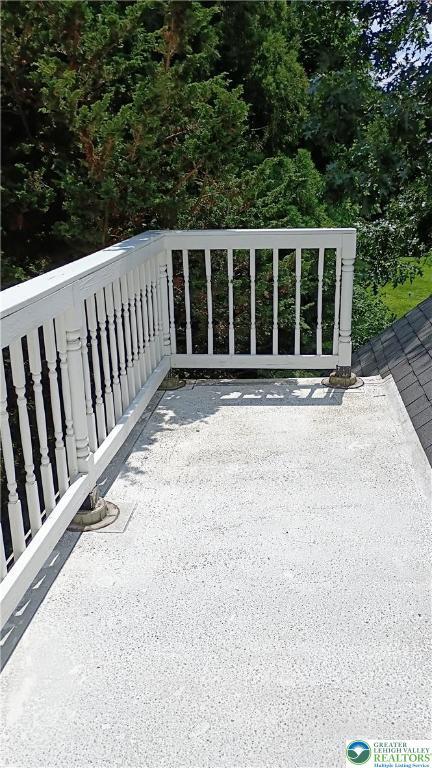 3745 Orefield Rd, South Whitehall Twp, PA 18104 - view of patio / terrace