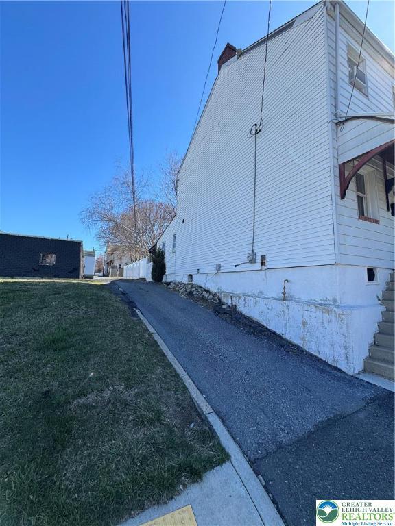 713 S Woodward St, Allentown City, PA 18103 - photo 22