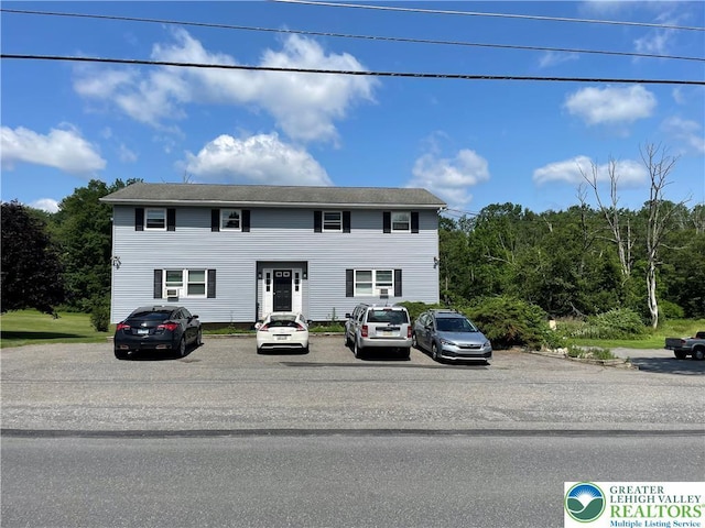 1295 Bunny Ln, Chestnuthill Twp, PA 18322 - view of front of house