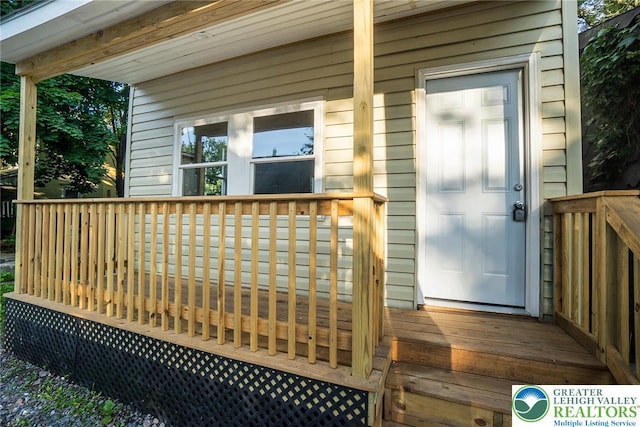 226 Fern St, Jim Thorpe Boro, PA 18229 - view of wooden deck