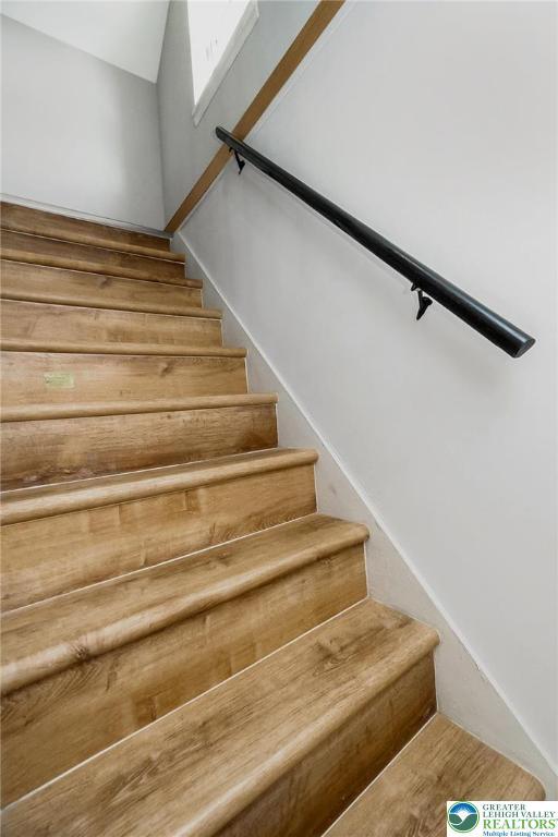 226 Fern St, Jim Thorpe Boro, PA 18229 - view of stairs