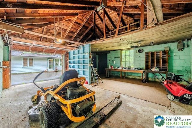 2834 Interchange Rd, Franklin Twp, PA 18235 - garage with a garage door opener