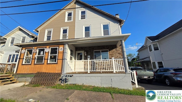 68 Spruce St, Luzerne, PA 18702 - view of front of home featuring covered porch