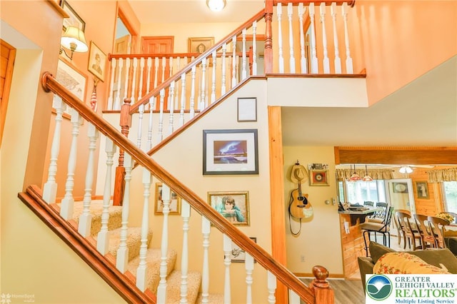 142 Hickory Ln, Chestnuthill Twp, PA 18353 - stairs featuring a high ceiling