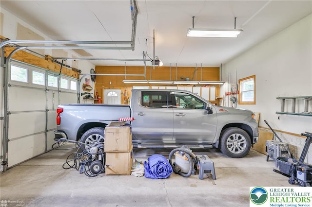 142 Hickory Ln, Chestnuthill Twp, PA 18353 - garage with a garage door opener