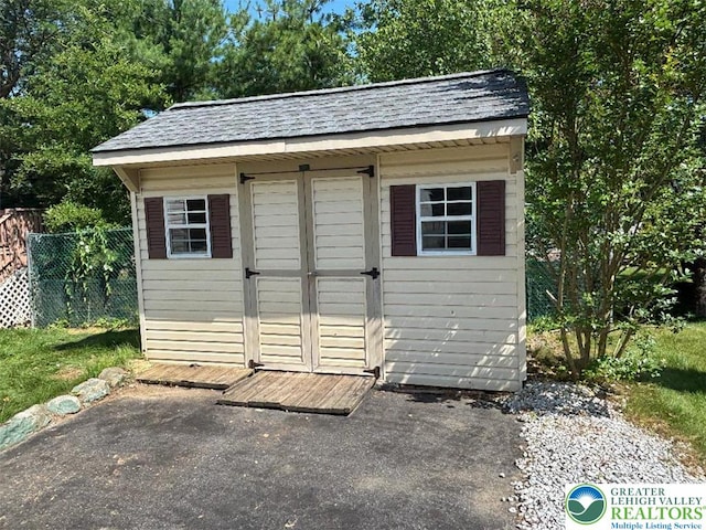 797 Heather Ln, Easton, PA 18040 - photo 13