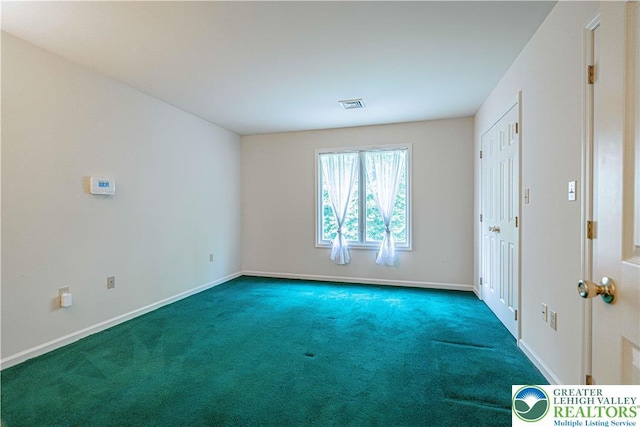 26 Chestnut Commons Ct, Easton, PA 18040 - empty room with carpet and baseboards