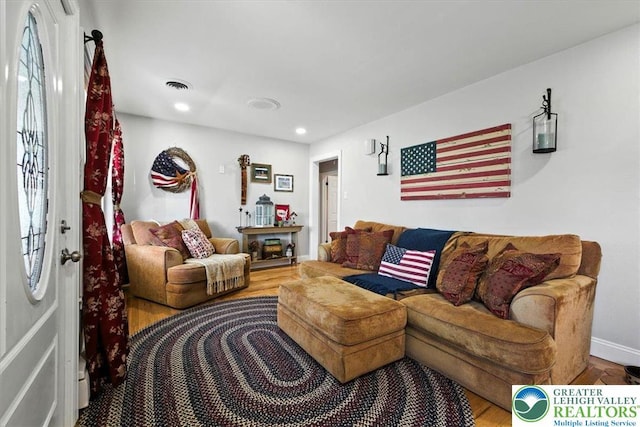 320 Nulton Ave, Palmer Twp, PA 18045 - living area with wood finished floors and recessed lighting