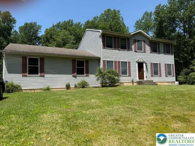 9155 N Loop Rd, Washington Twp, PA 18080 - photo 1