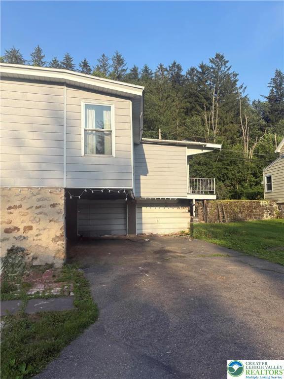 1027 Clamtown Rd, West Penn Twp, PA 18252 - photo 7