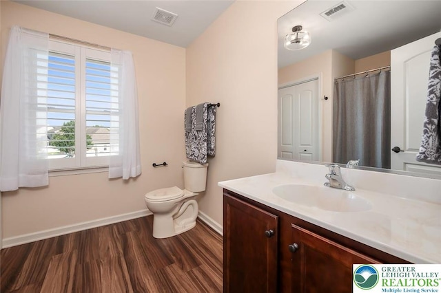 2186 Eagles Landing Dr, Upper Nazareth Twp, PA 18064 - full bathroom featuring vanity and wood finished floors