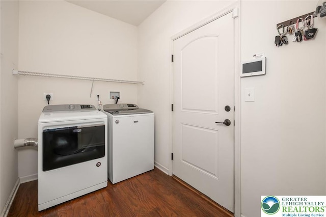 2186 Eagles Landing Dr, Upper Nazareth Twp, PA 18064 - laundry area featuring washer and clothes dryer and dark wood-style flooring