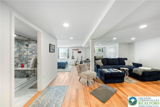 275 E Thomas Ave, Hellertown Boro, PA 18055 - living area featuring wood finished floors and recessed lighting