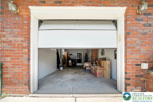 275 E Thomas Ave, Hellertown Boro, PA 18055 - view of garage