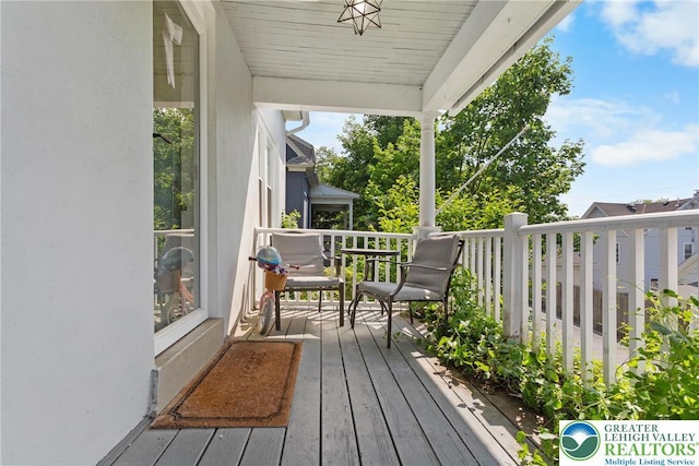 827 Wilbur St, Easton, PA 18042 - view of deck