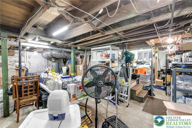 1008 7th, Perkasie Boro, PA 18944 - unfinished basement with water heater