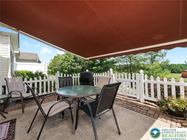 4112 Pine Hurst Dr, Allen Twp, PA 18067 - view of patio featuring outdoor dining area