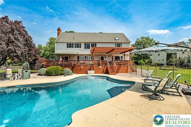 530 Station Rd, Richland Twp, PA 18951 - view of swimming pool featuring a wooden deck and a patio area