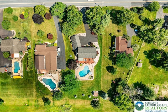 530 Station Rd, Richland Twp, PA 18951 - drone / aerial view of a pool area