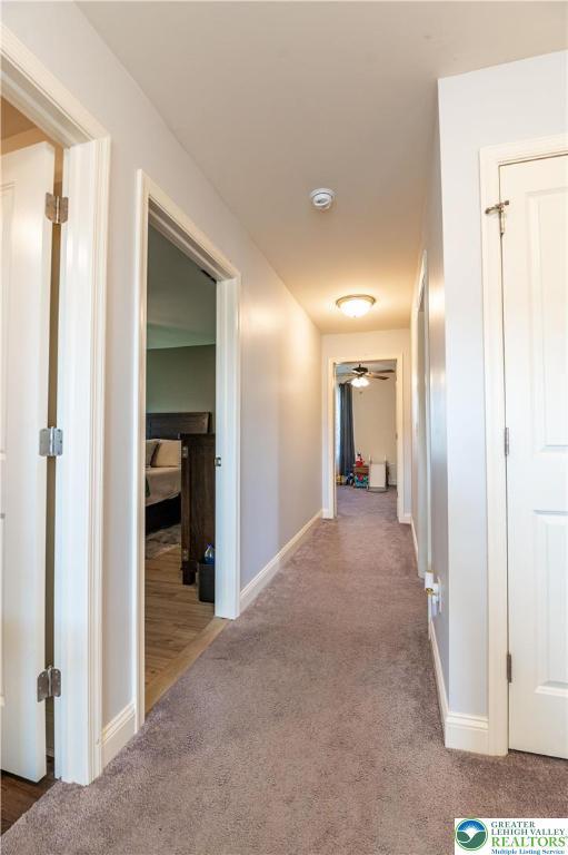 420 Rinaldi Ln, Forks Twp, PA 18040 - corridor featuring carpet floors and baseboards