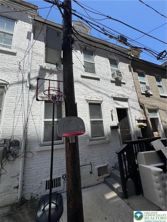 731 Chestnut St, Allentown City, PA 18102 - photo 4