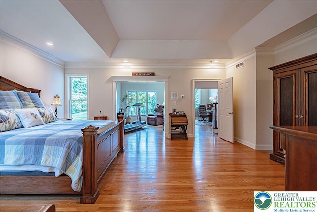 2650 Eagle Ln, Lower Saucon Twp, PA 18055 - bedroom featuring light wood-style floors, ornamental molding, and recessed lighting