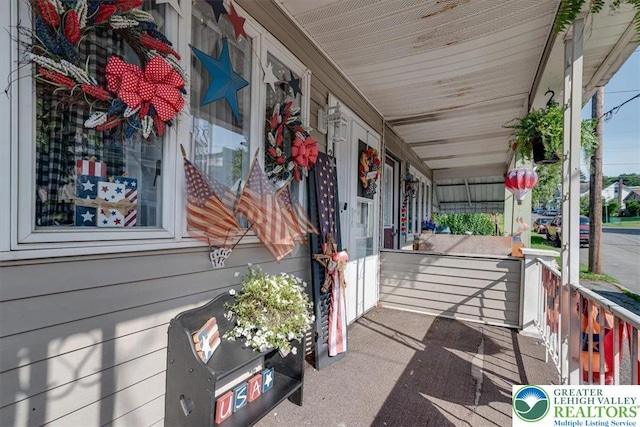 259 5th St, Coaldale Boro, PA 18218 - view of covered porch
