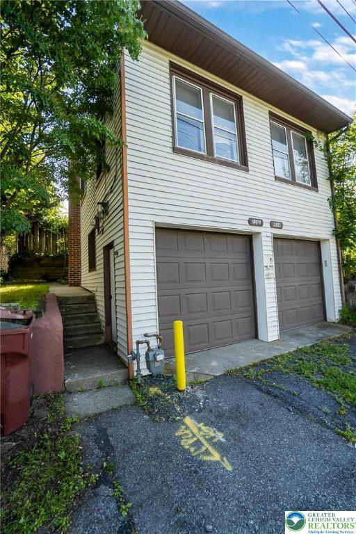 2103 N 1st Ave, Whitehall Twp, PA 18052 - view of side of property with a garage