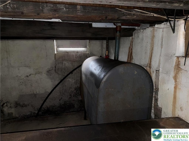 432 3rd St, Lehighton Boro, PA 18235 - unfinished basement with oil tank