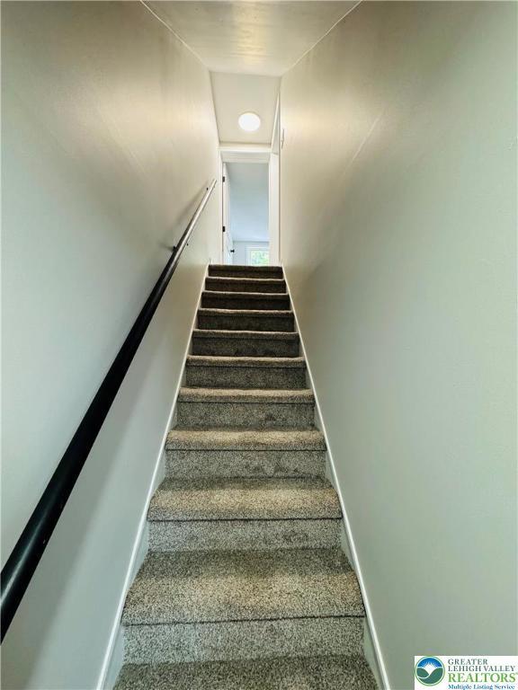 332 W Patterson St, Lansford Boro, PA 18232 - view of stairway
