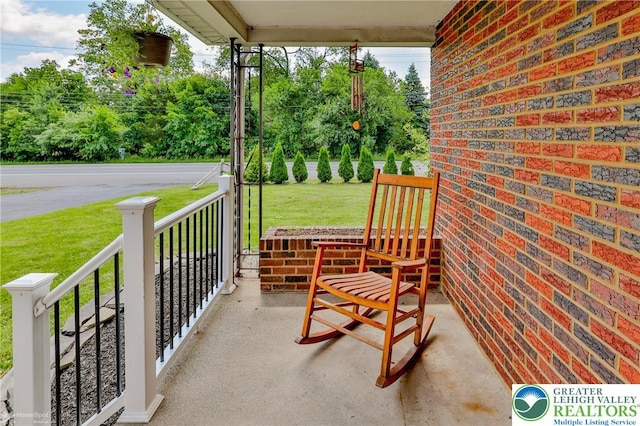 236 Moorestown Rd, Bushkill Twp, PA 18091 - porch with a lawn