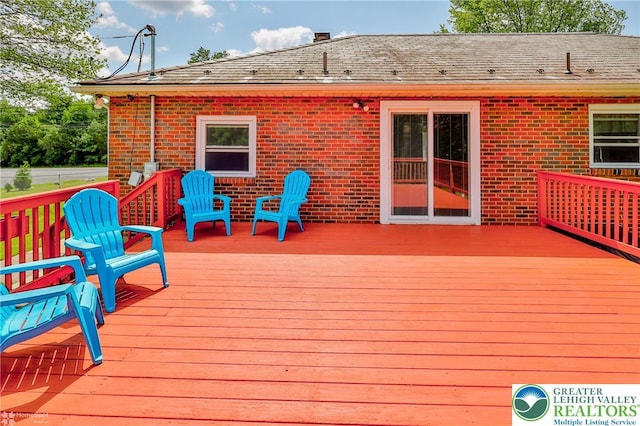 236 Moorestown Rd, Bushkill Twp, PA 18091 - view of wooden deck