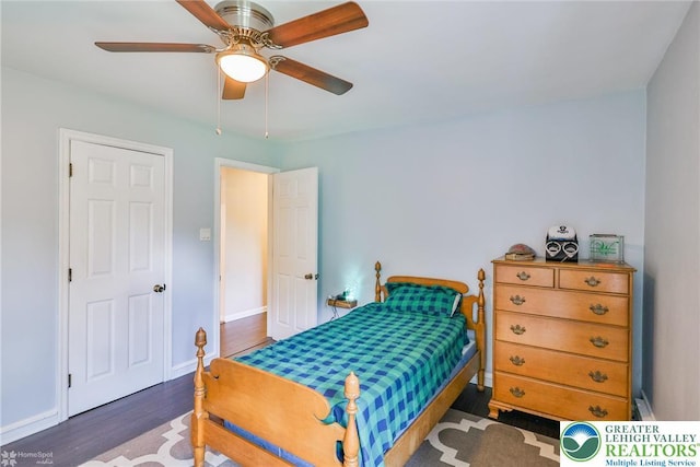 236 Moorestown Rd, Bushkill Twp, PA 18091 - bedroom with wood finished floors and a ceiling fan