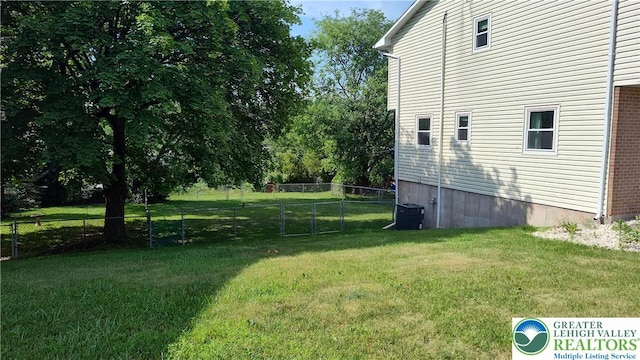 5278 Herman St, Heidelberg Twp, PA 18053 - view of yard