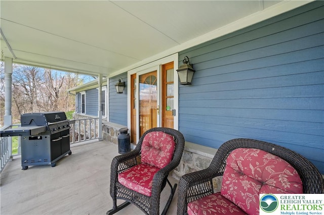 3224 Middle Easton Belmont Pike, Hamilton Twp, PA 18360 - porch featuring area for grilling
